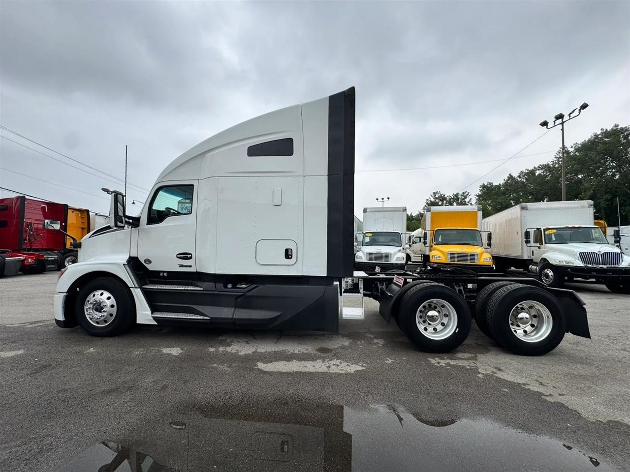 Kenworth T680  2023