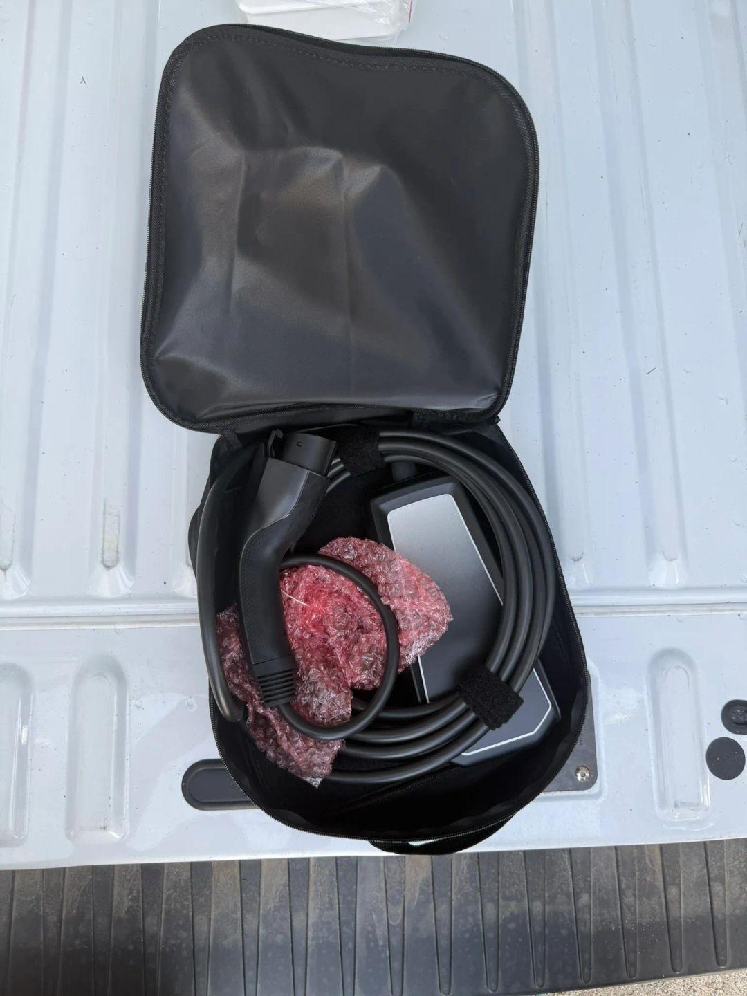 Ford Transit 350 Van Low Roof w/Sliding Pass. 130-in. WB 2023