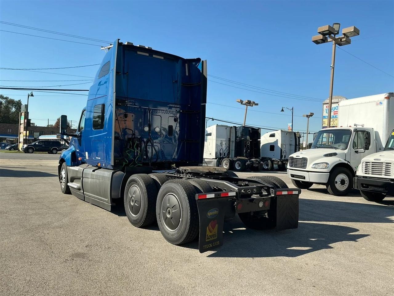 International LT62F  2021