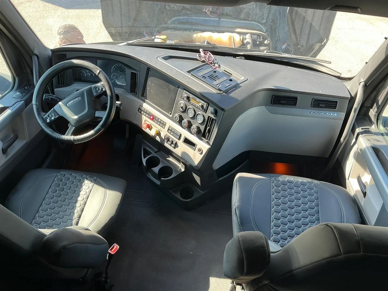Freightliner Cascadia  2019