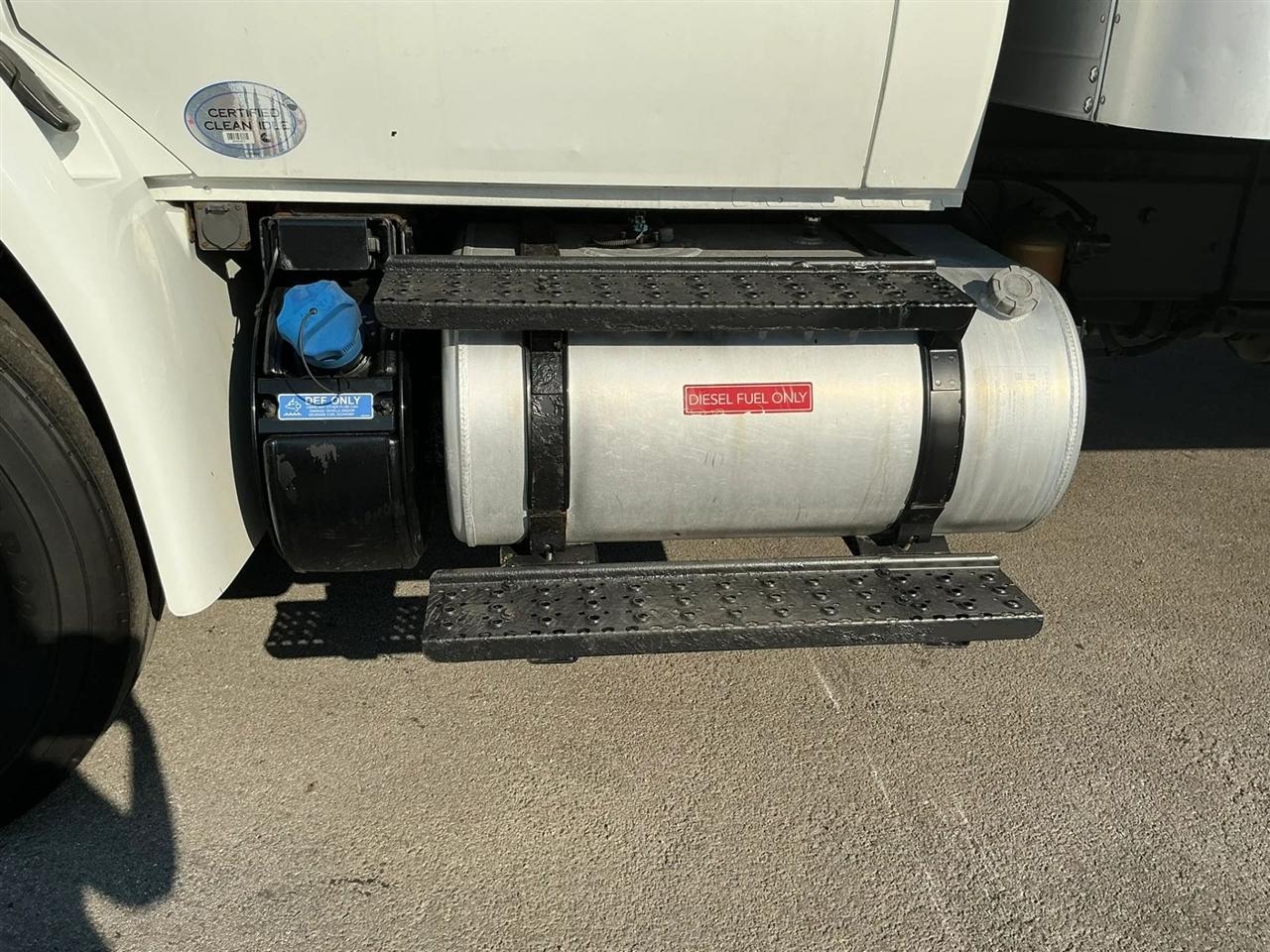 International DuraStar 4300  2017