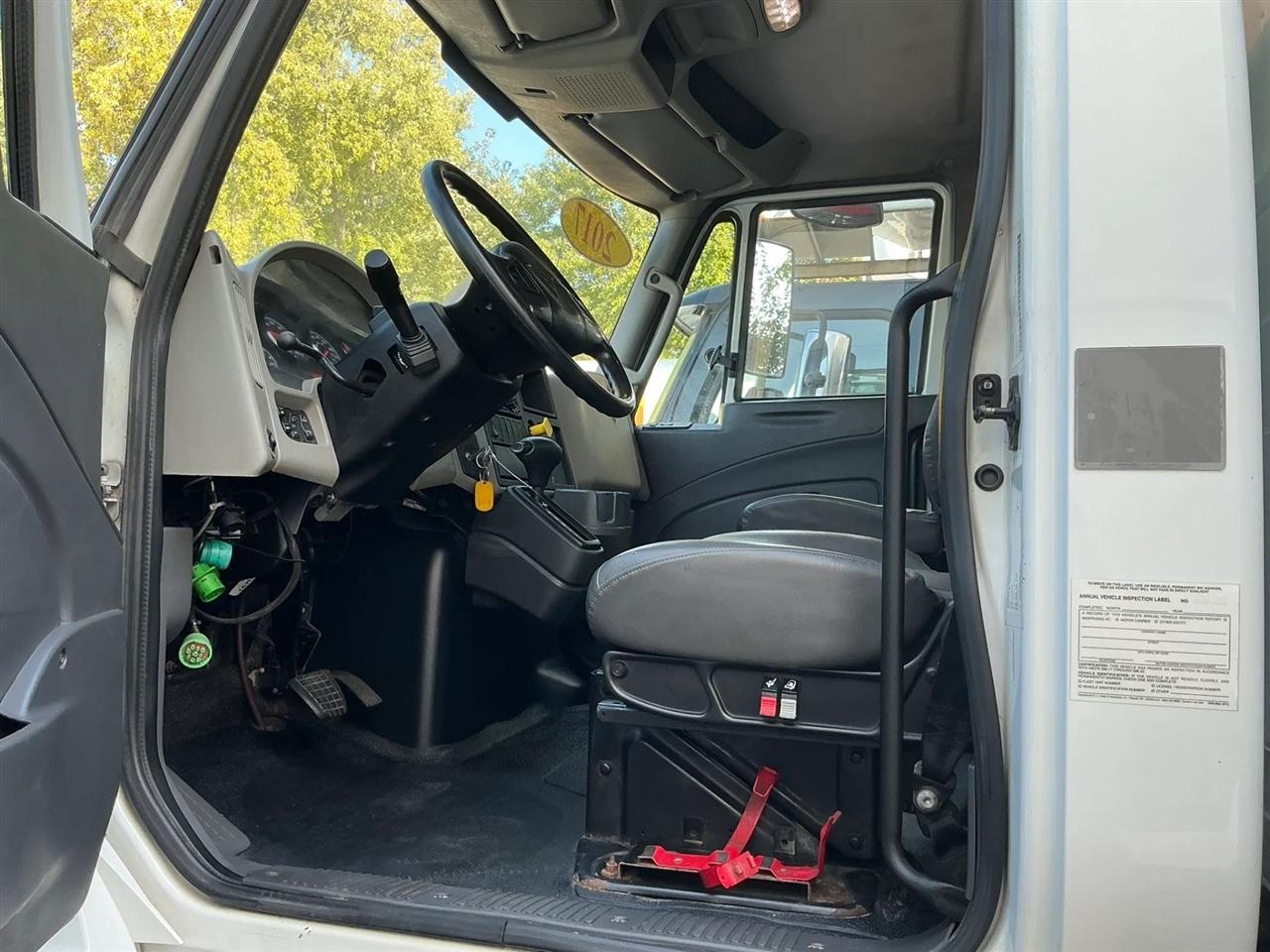 International DuraStar 4300  2017