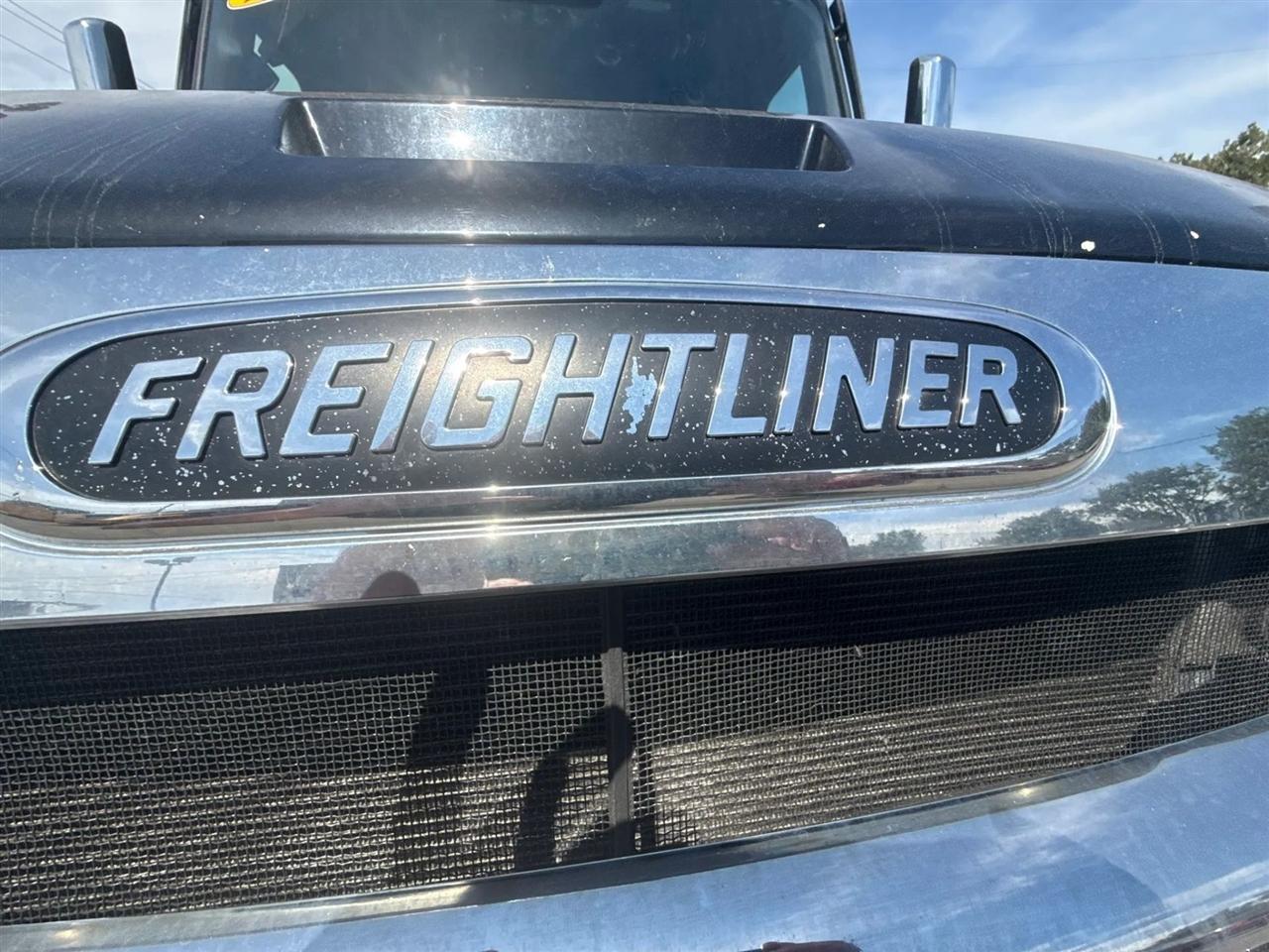 Freightliner Cascadia  2021