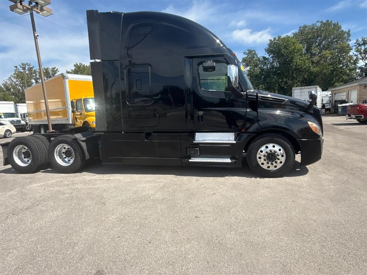 Freightliner Cascadia  2021