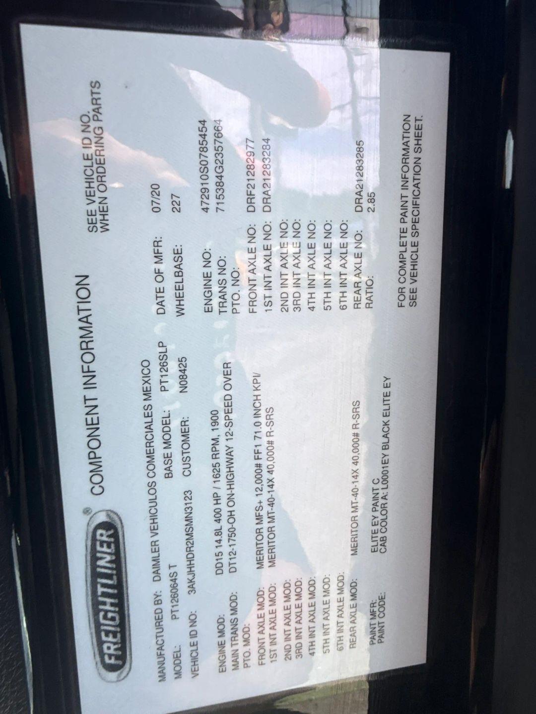 Freightliner Cascadia  2021