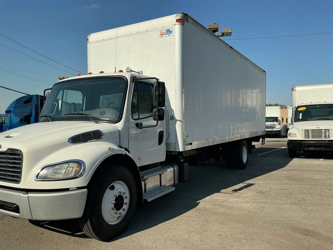 Freightliner M2 106  2019