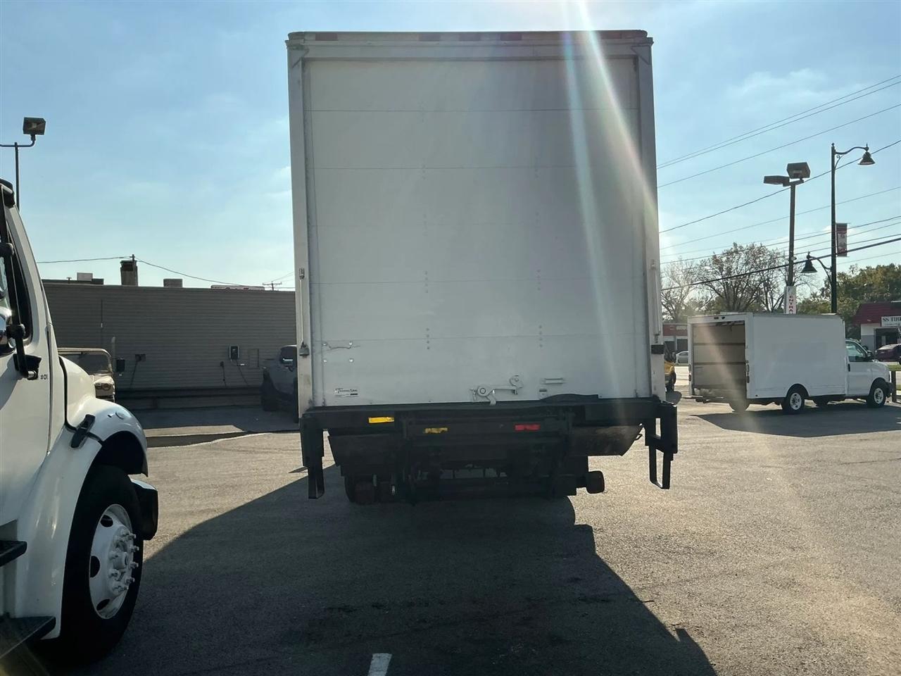 Freightliner M2 106  2019