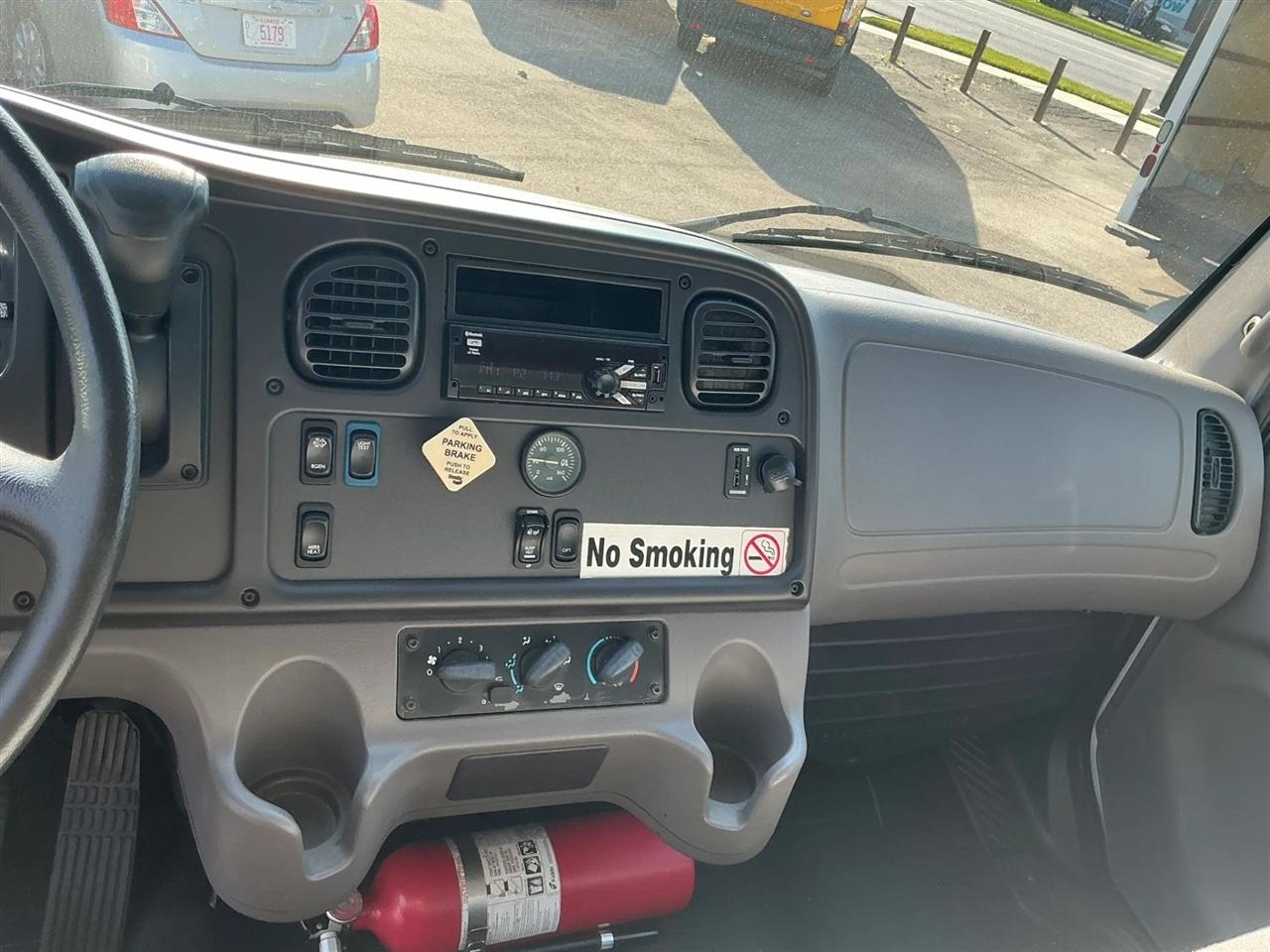 Freightliner M2 106  2019