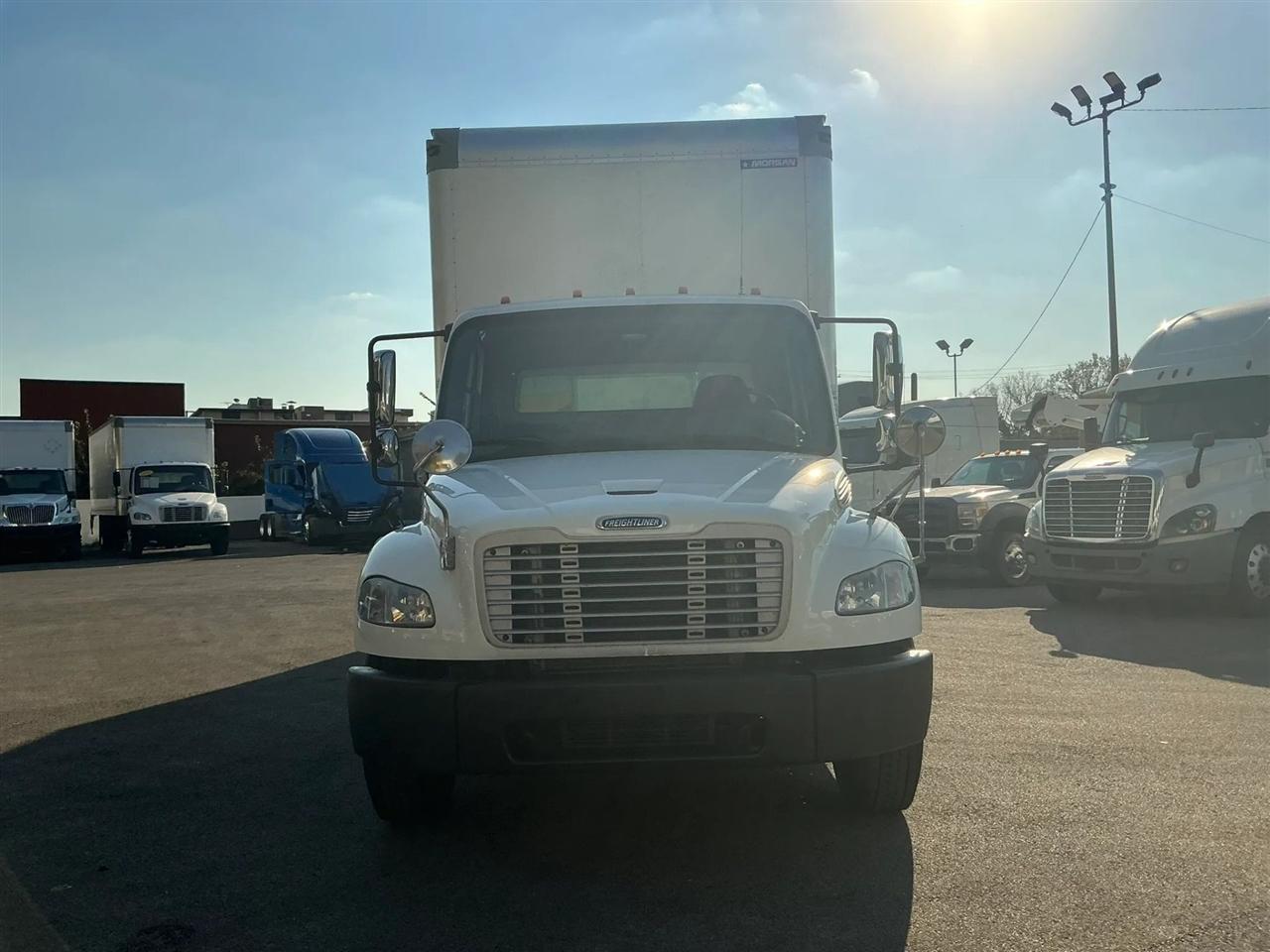 Freightliner M2 106  2019