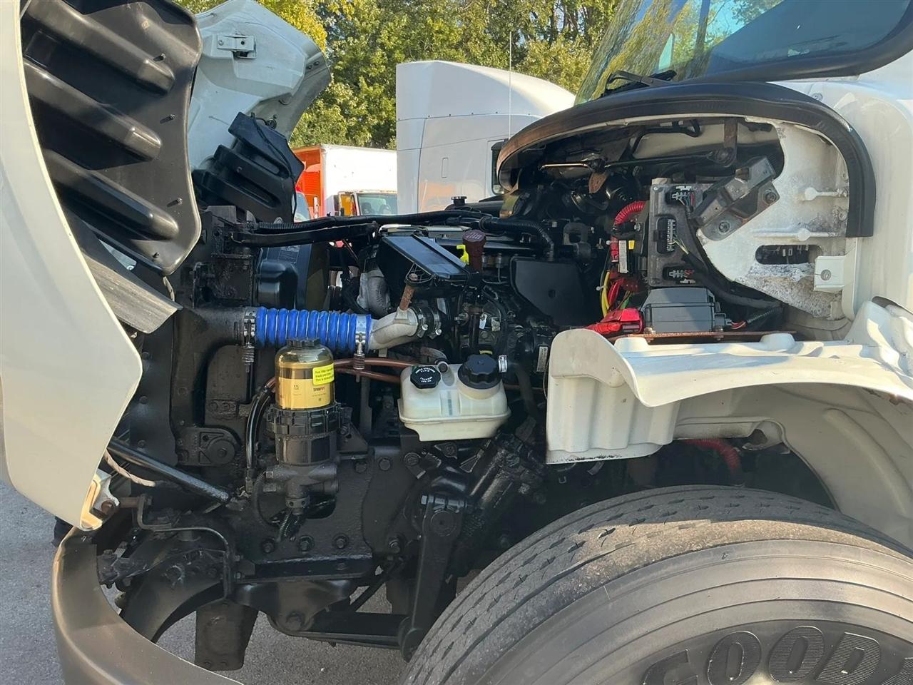 Freightliner M2 106  2019