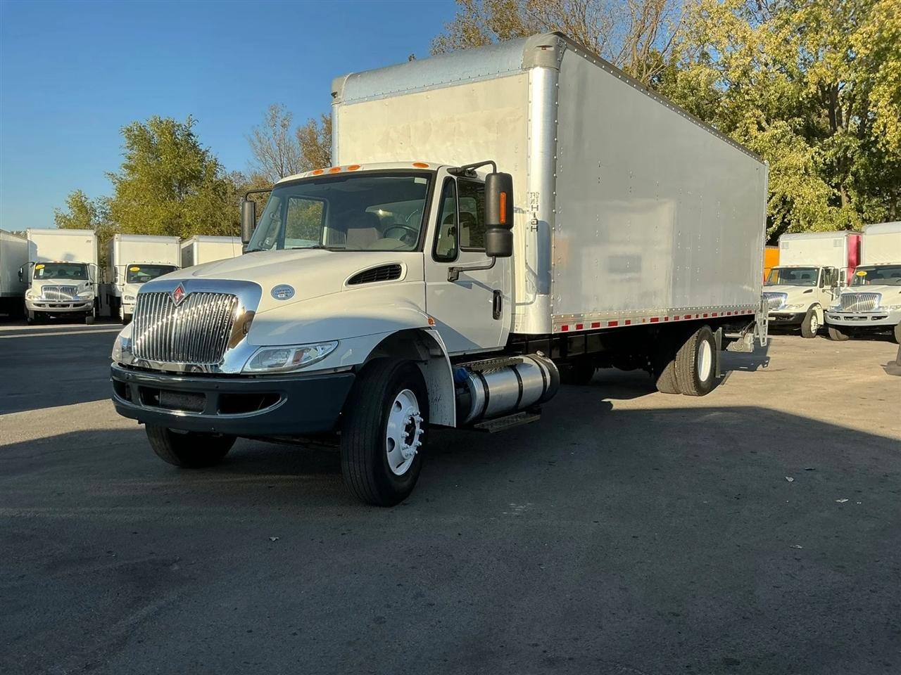 International DuraStar 4300  2019