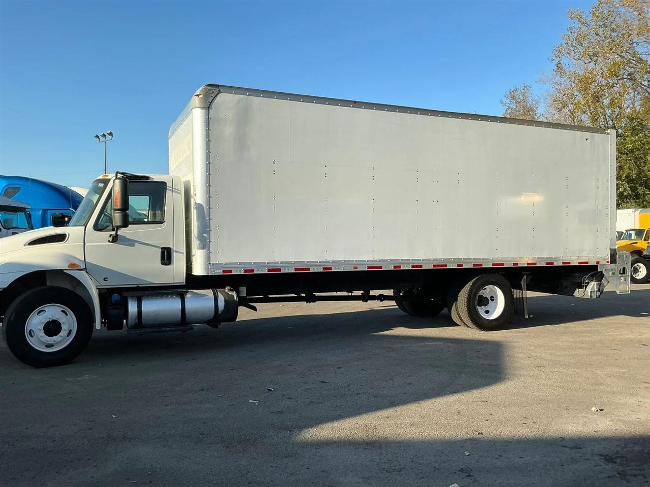 International DuraStar 4300  2019