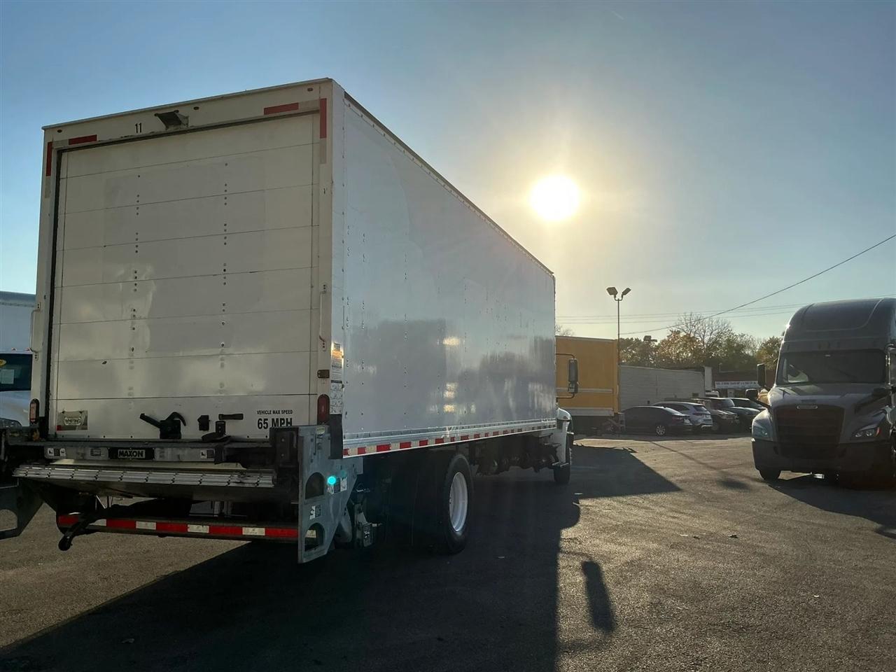 International DuraStar 4300  2019