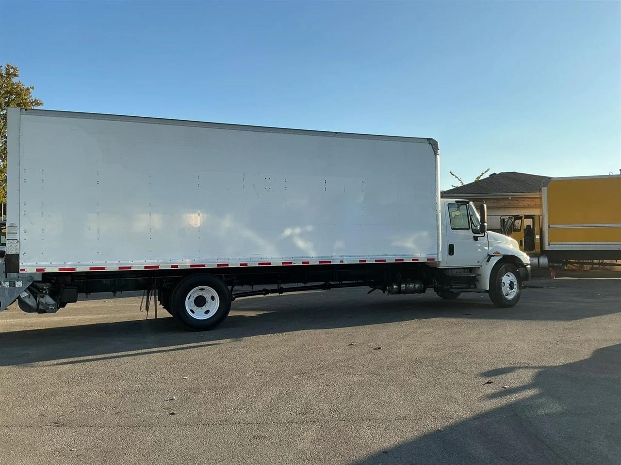 International DuraStar 4300  2019