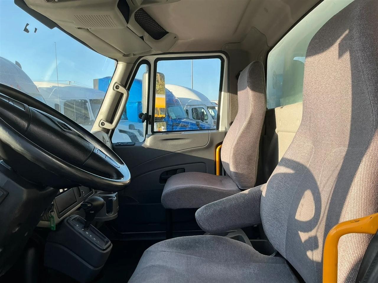 International DuraStar 4300  2019
