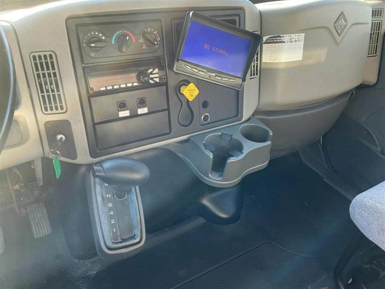 International DuraStar 4300  2019