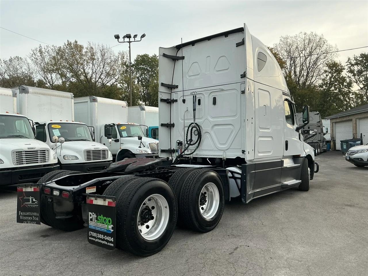 Freightliner Cascadia  2021