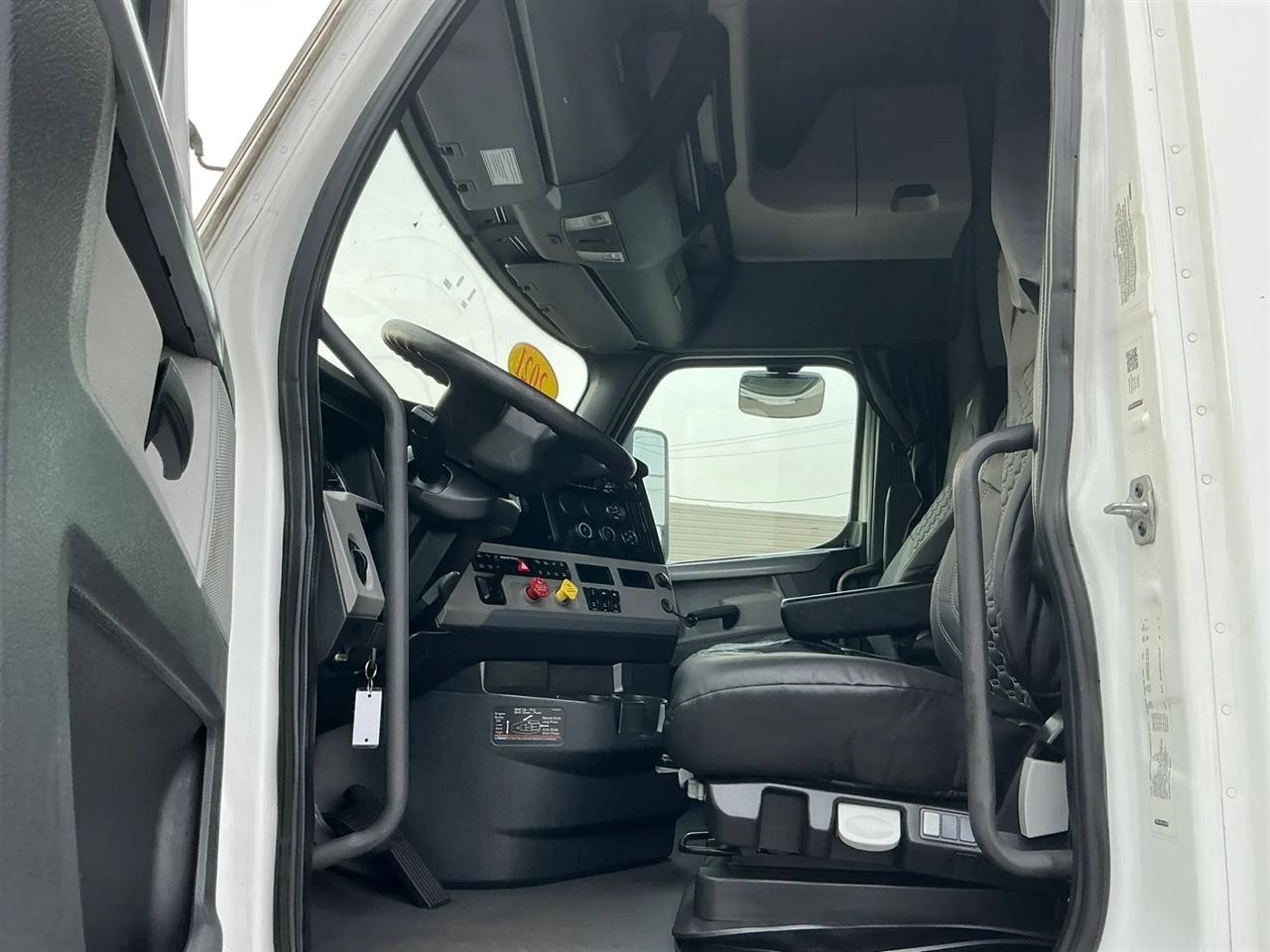Freightliner Cascadia  2021