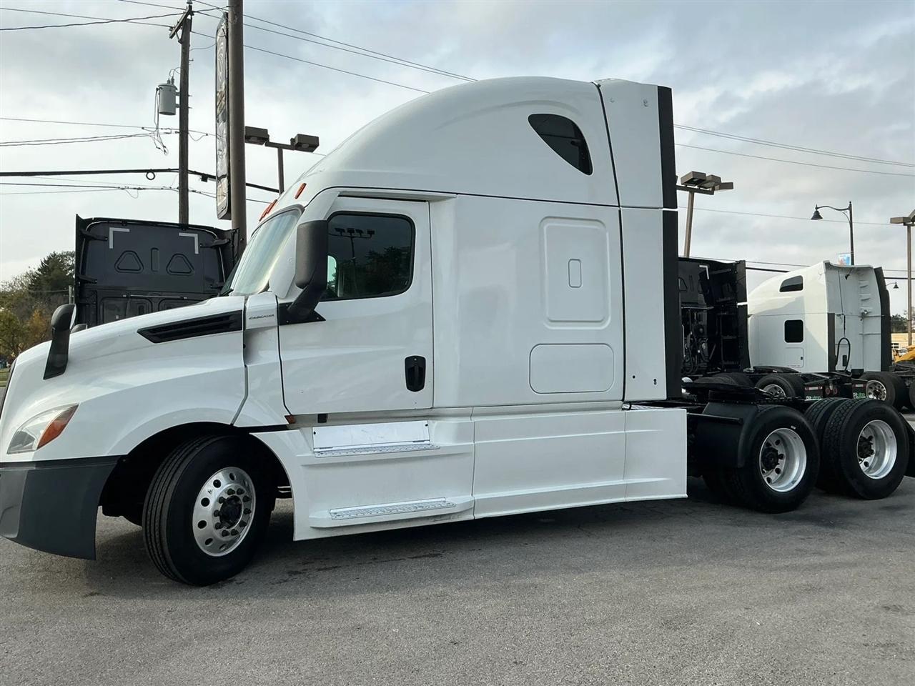 Freightliner Cascadia  2022