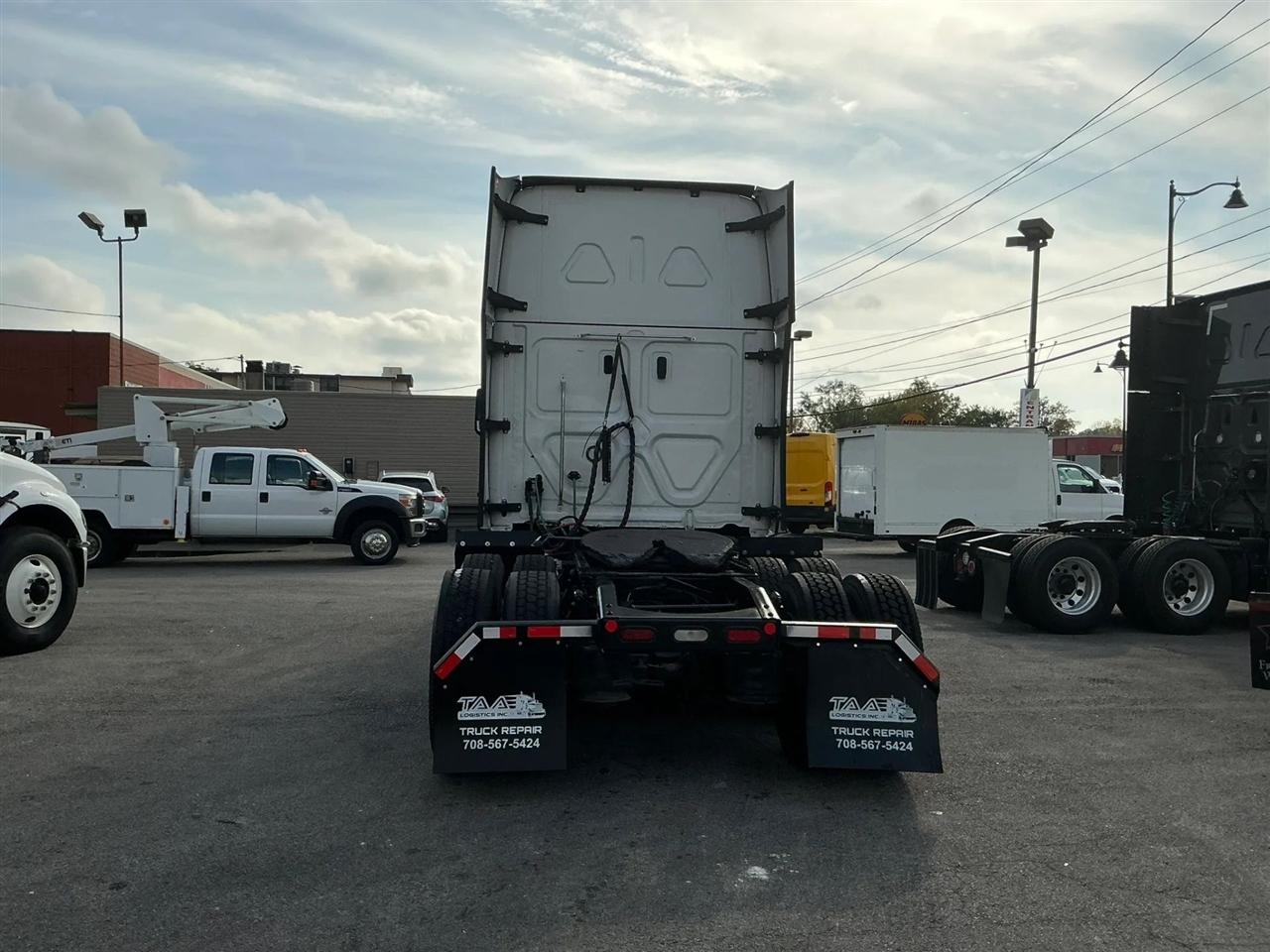 Freightliner Cascadia  2022
