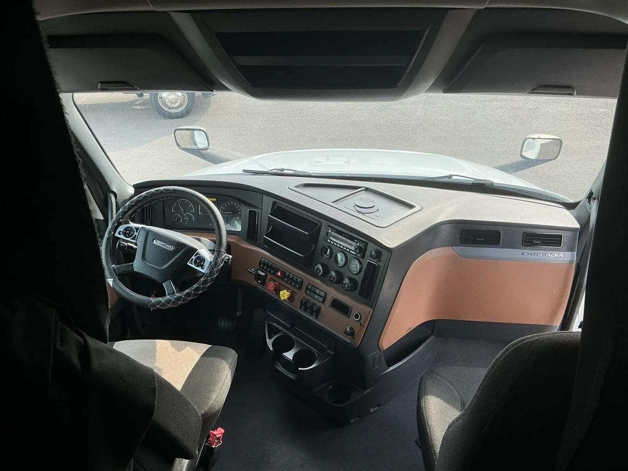 Freightliner Cascadia  2022