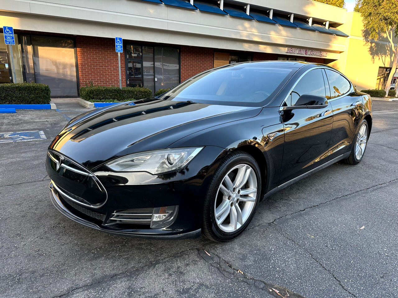 Tesla Model S 85 2013
