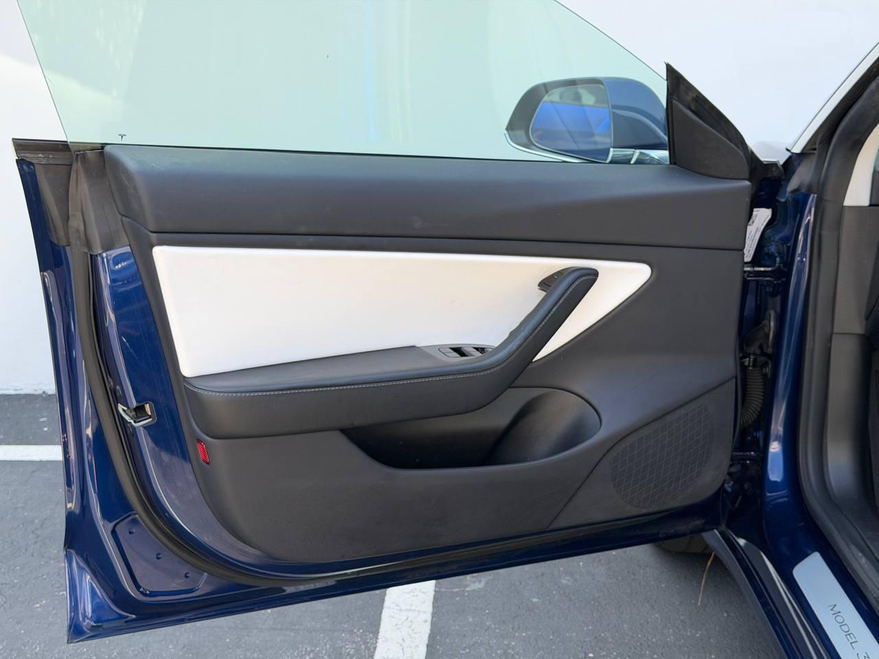 Tesla Model 3 Standard Range Plus 2019