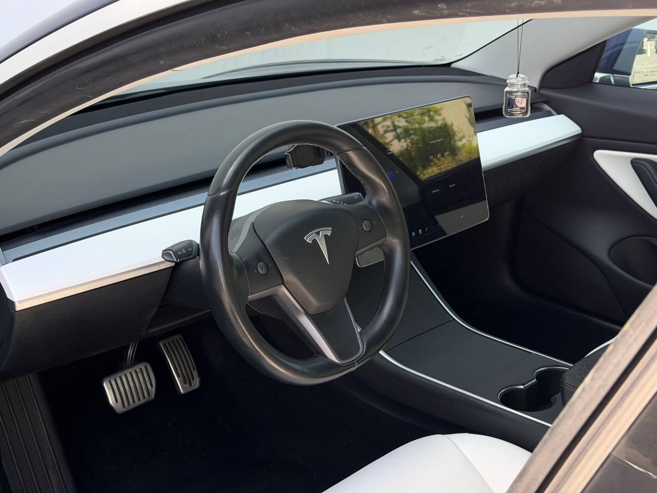Tesla Model 3 Standard Range Plus 2019