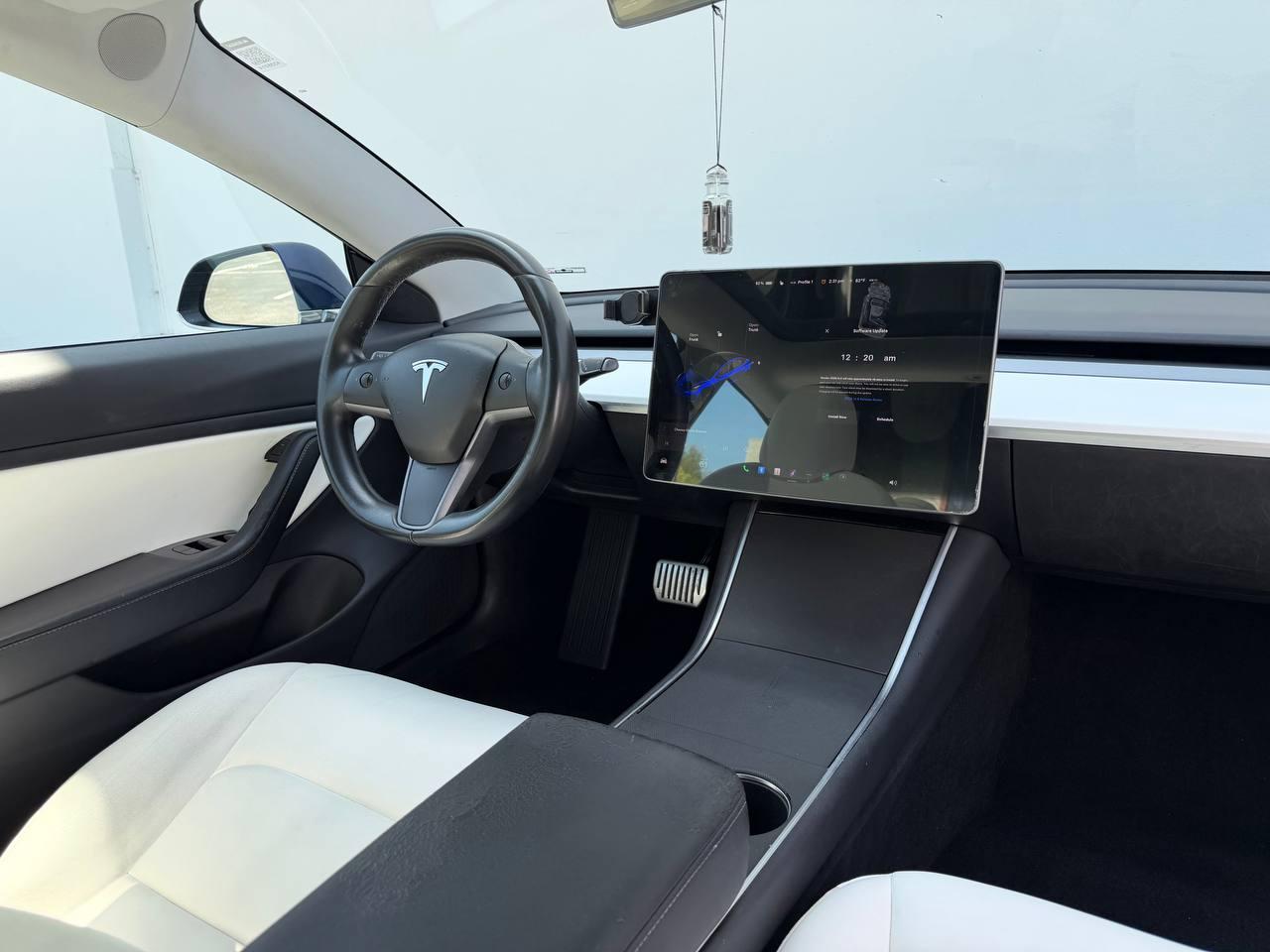 Tesla Model 3 Standard Range Plus 2019