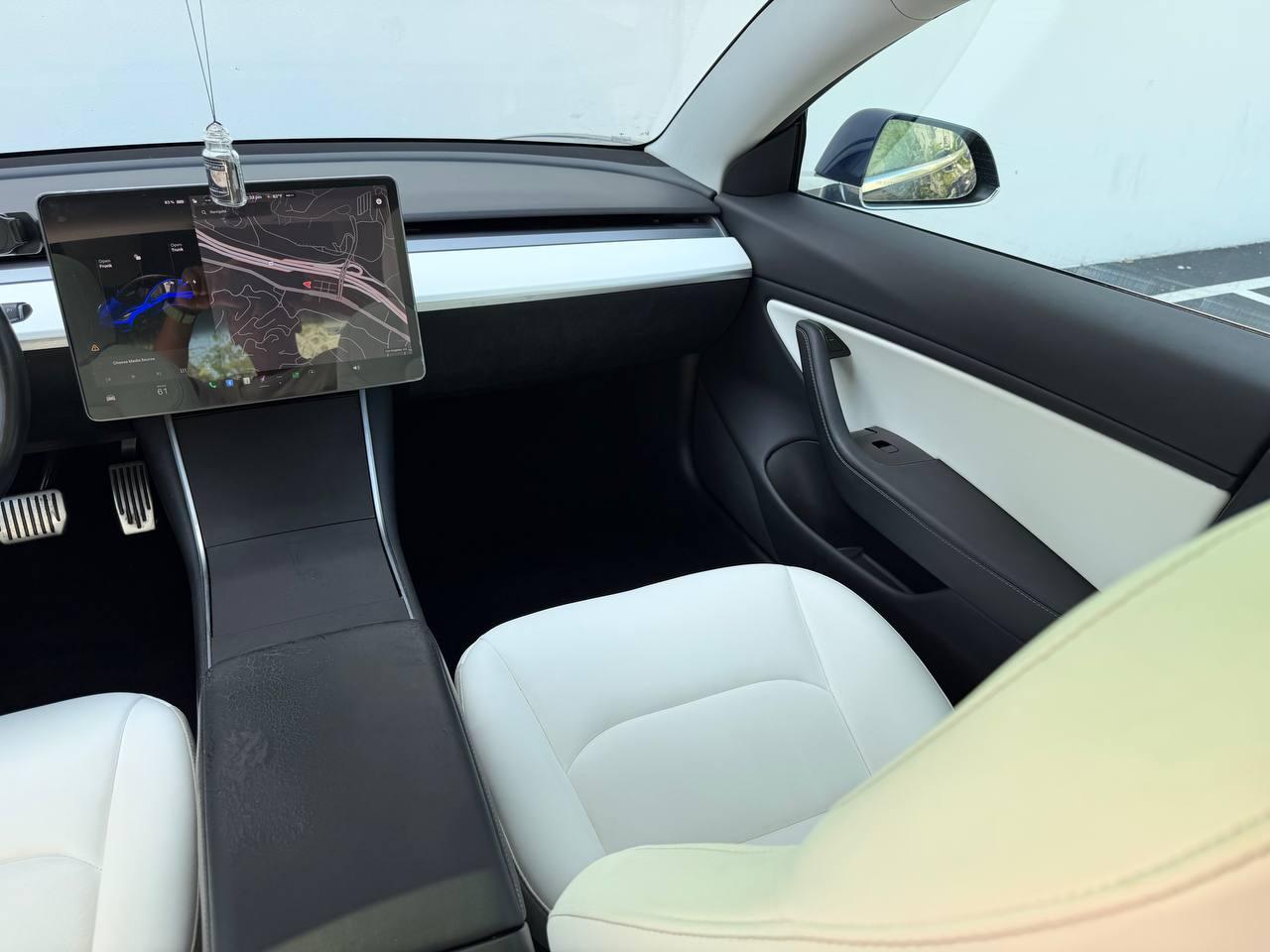 Tesla Model 3 Standard Range Plus 2019