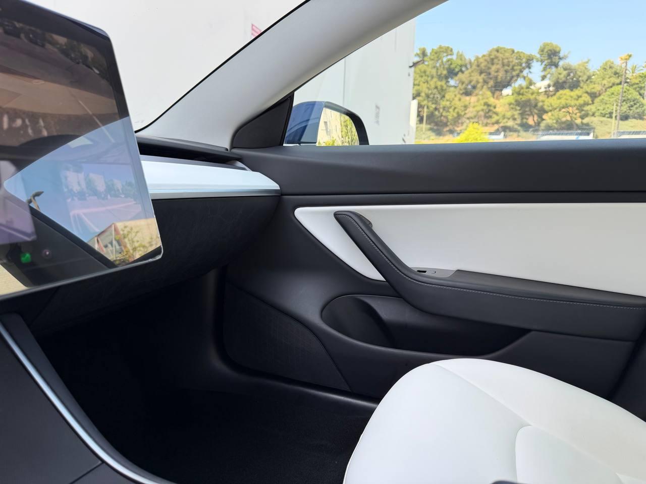 Tesla Model 3 Standard Range Plus 2019