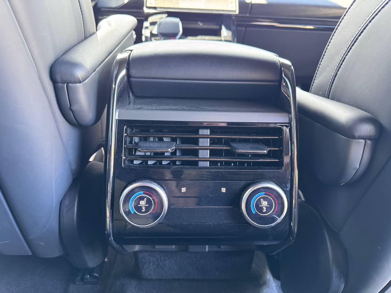 Land Rover Range Rover Sport P400 Dynamic 2024
