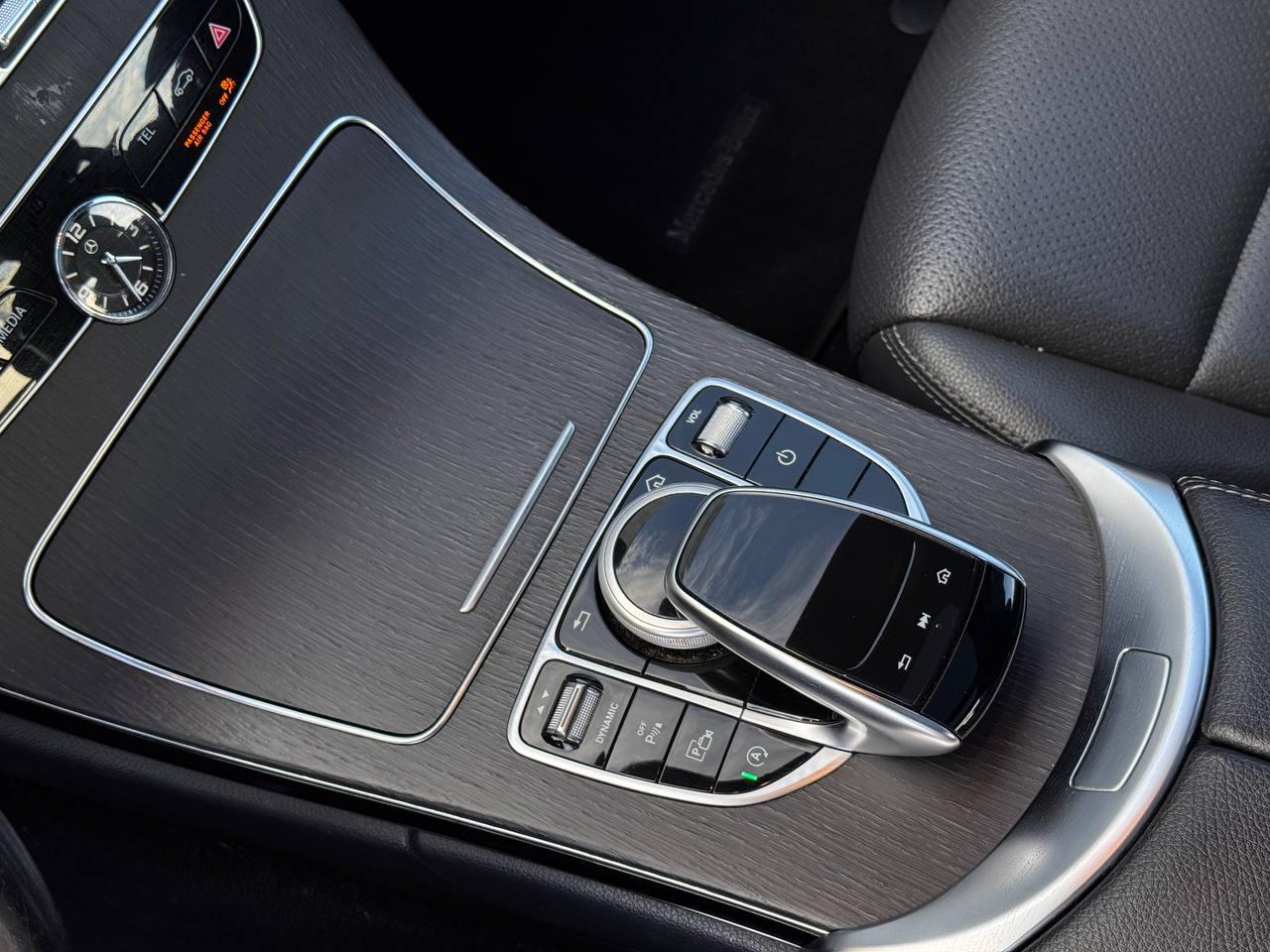 Mercedes-Benz C-Class C300 Sedan 2021
