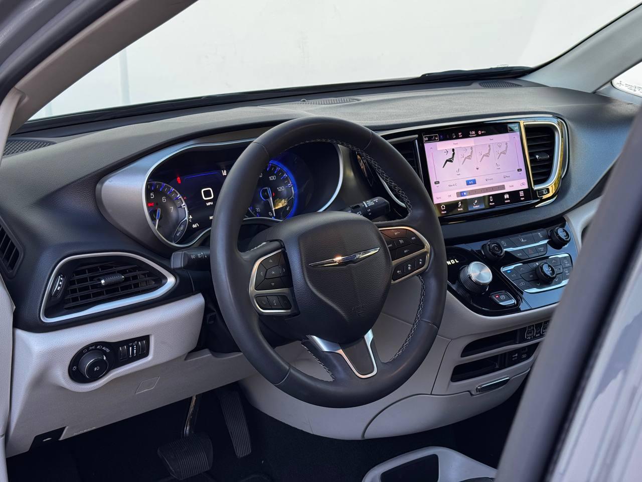 Chrysler Pacifica Touring-L 2022