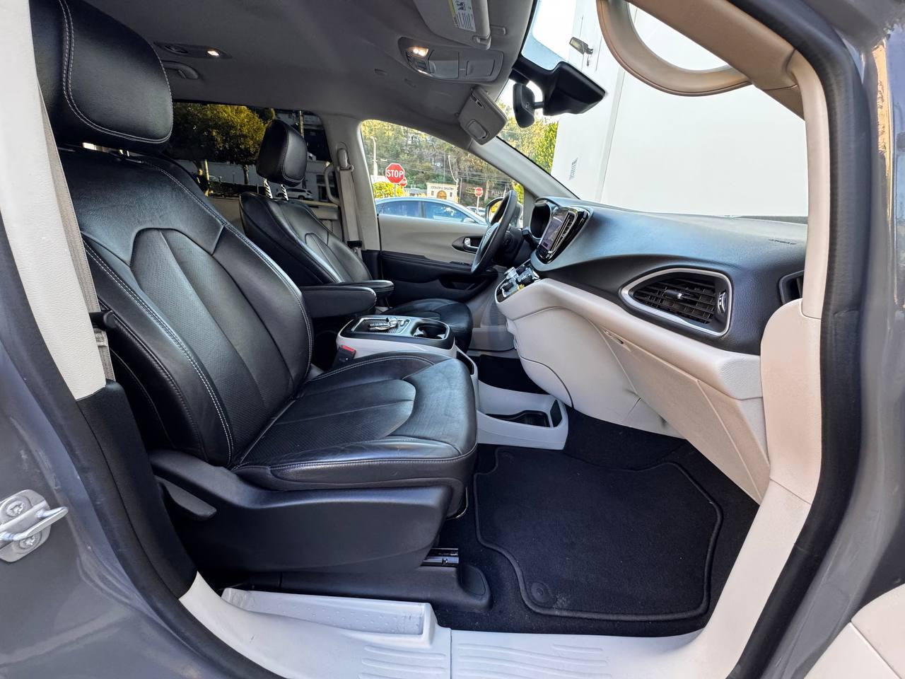 Chrysler Pacifica Touring-L 2022