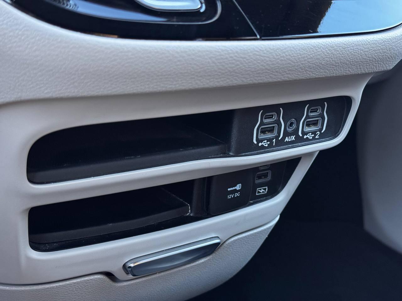 Chrysler Pacifica Touring-L 2022