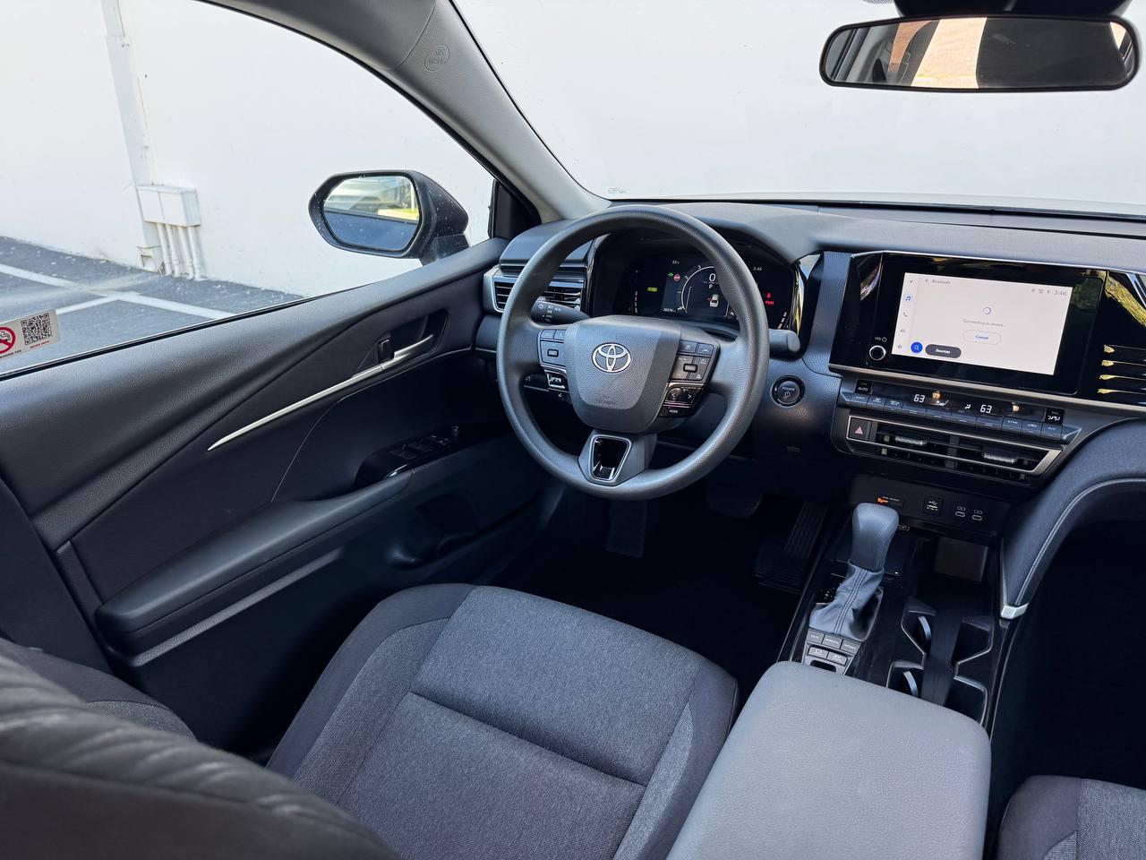 Toyota Camry Hybrid LE 2025