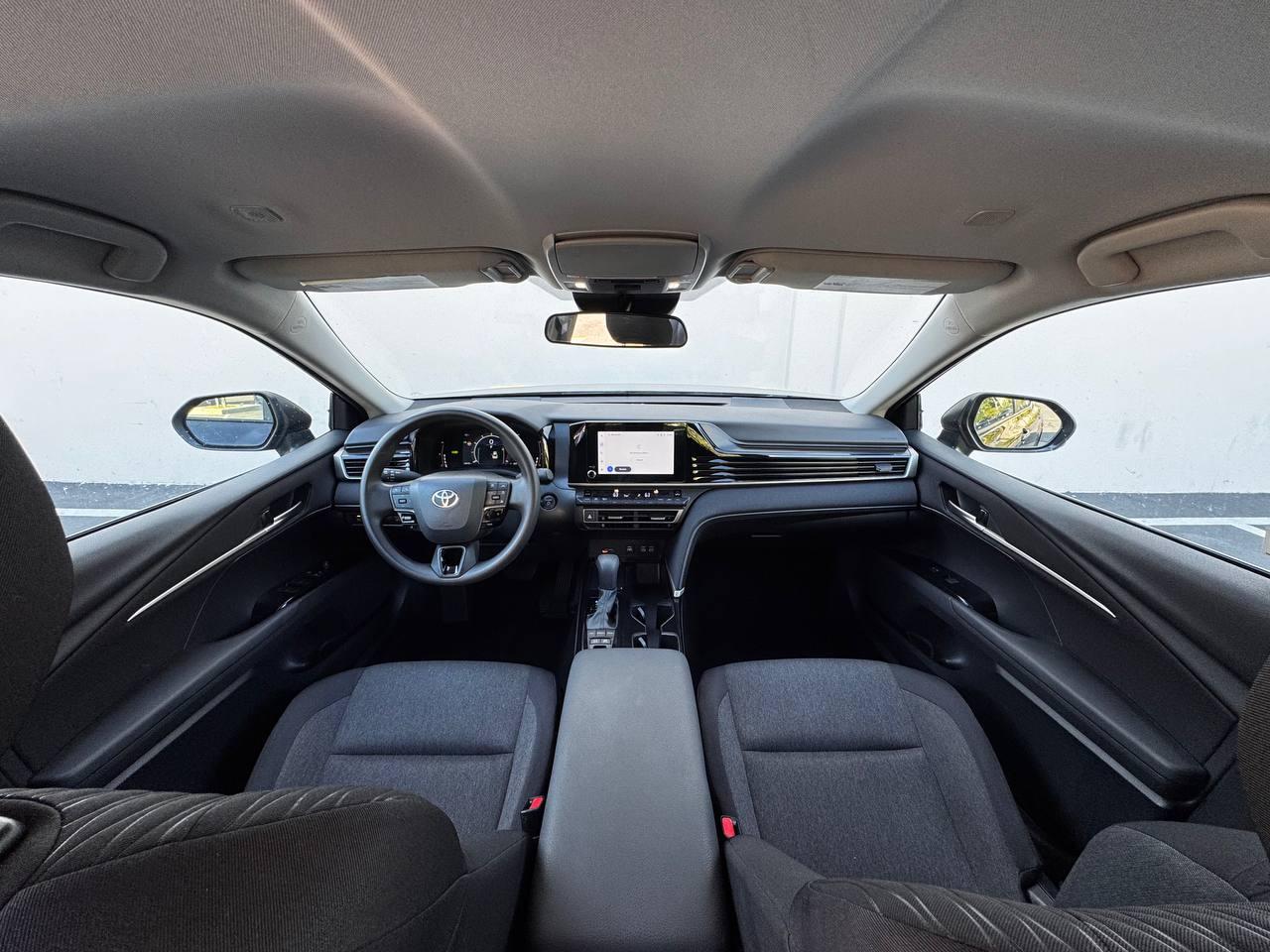 Toyota Camry Hybrid LE 2025