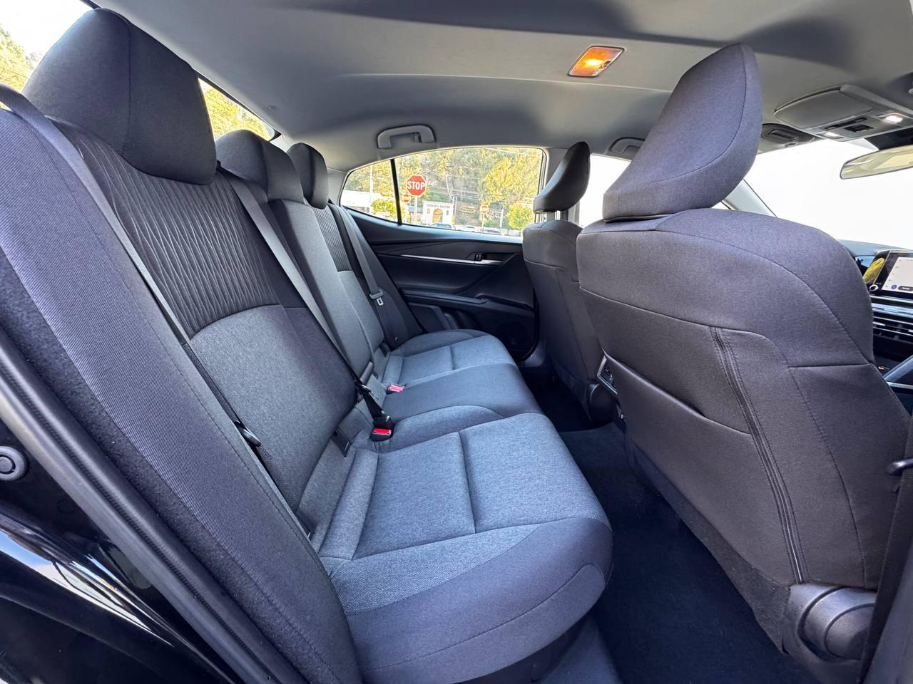 Toyota Camry Hybrid LE 2025