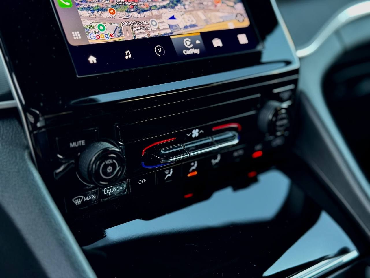 Jeep Grand Cherokee Laredo 2024