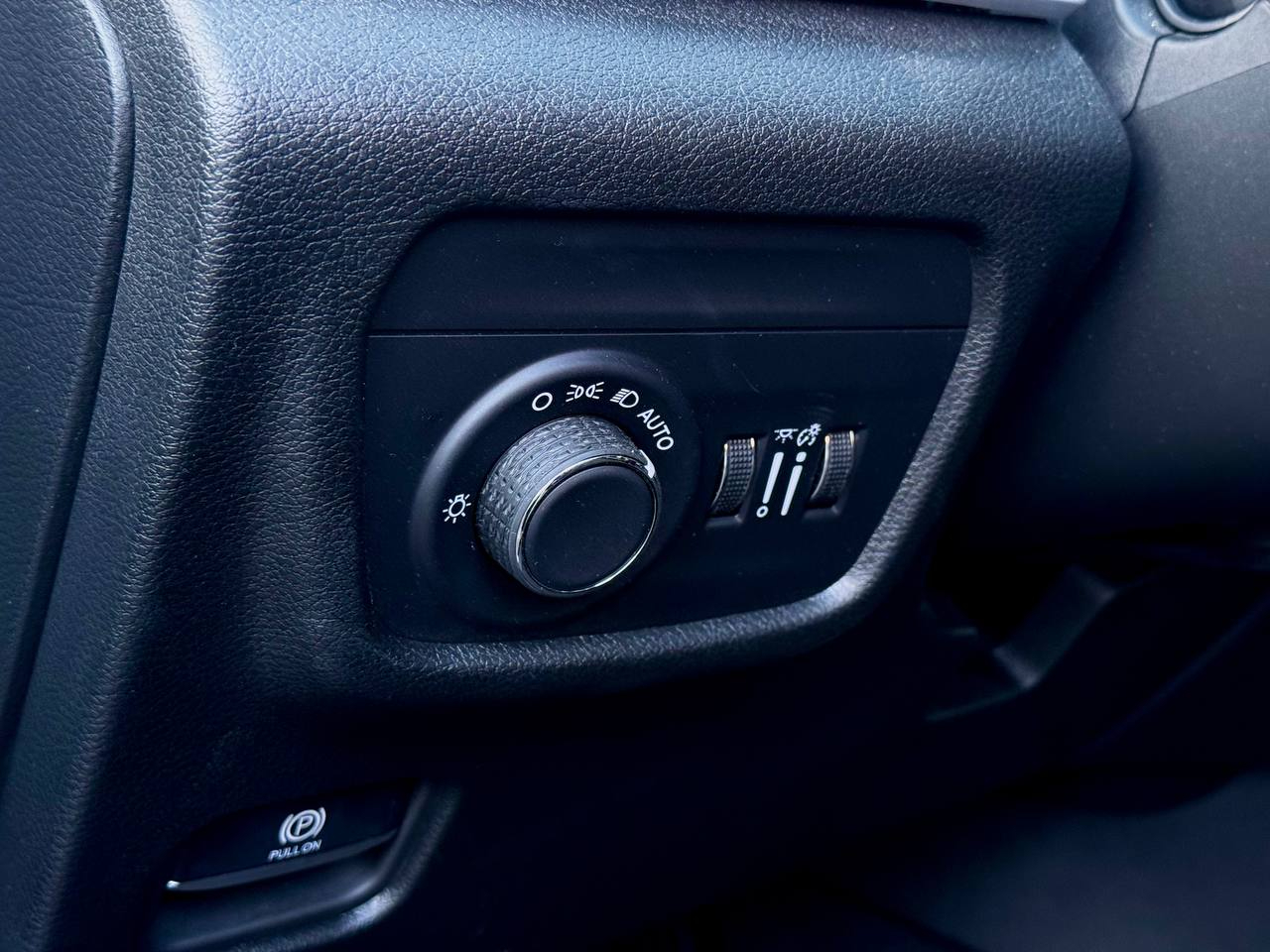 Jeep Grand Cherokee Laredo 2024