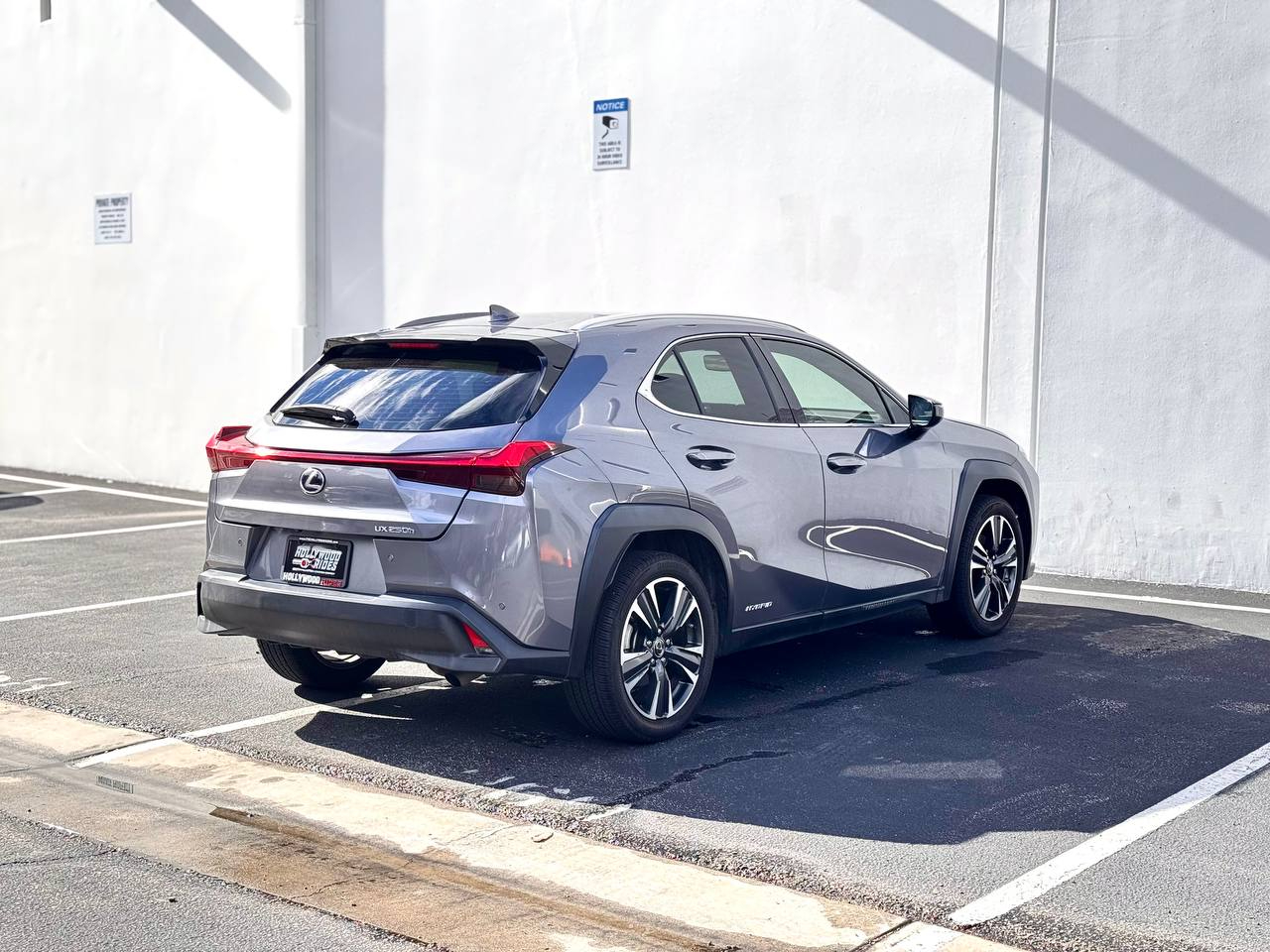 Lexus UX 250h  2020