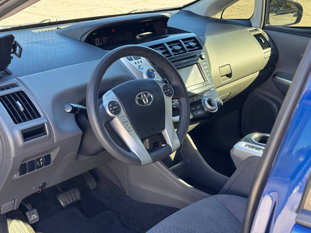 Toyota Prius V Three 2013