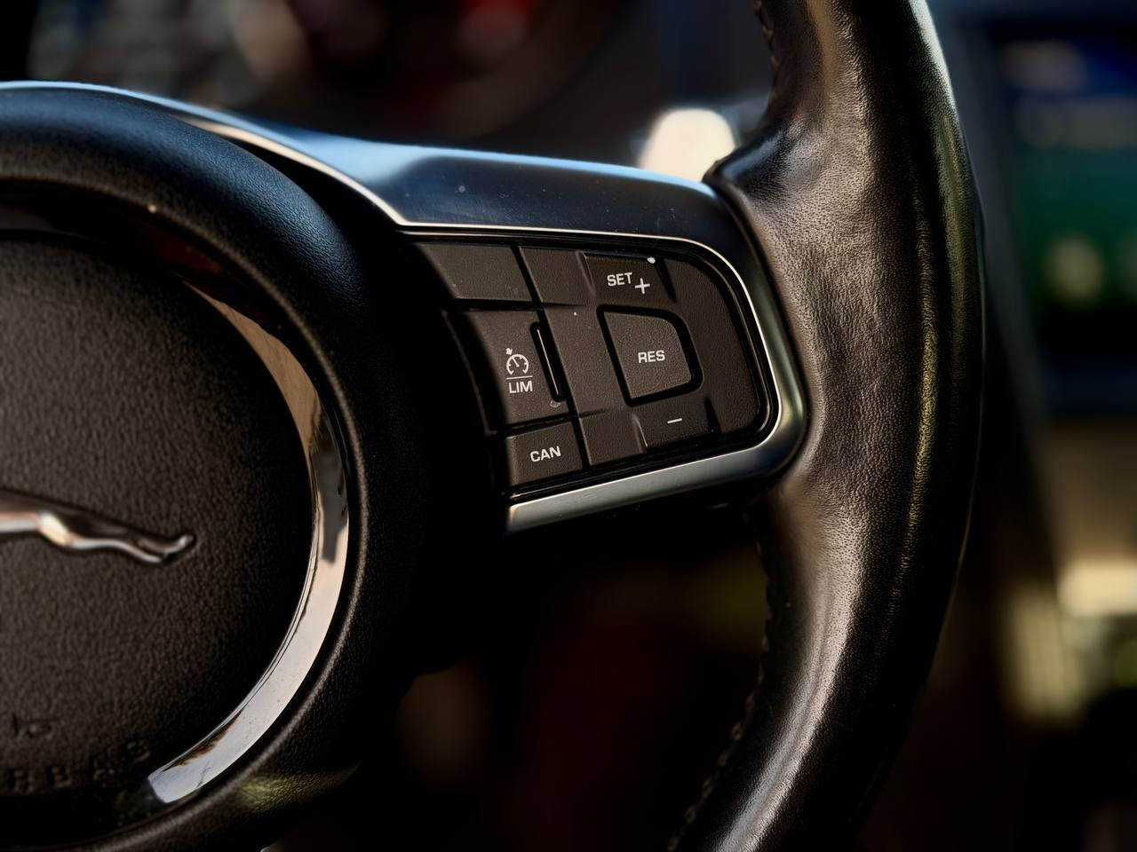 Jaguar F-Type P300 Convertible 2020