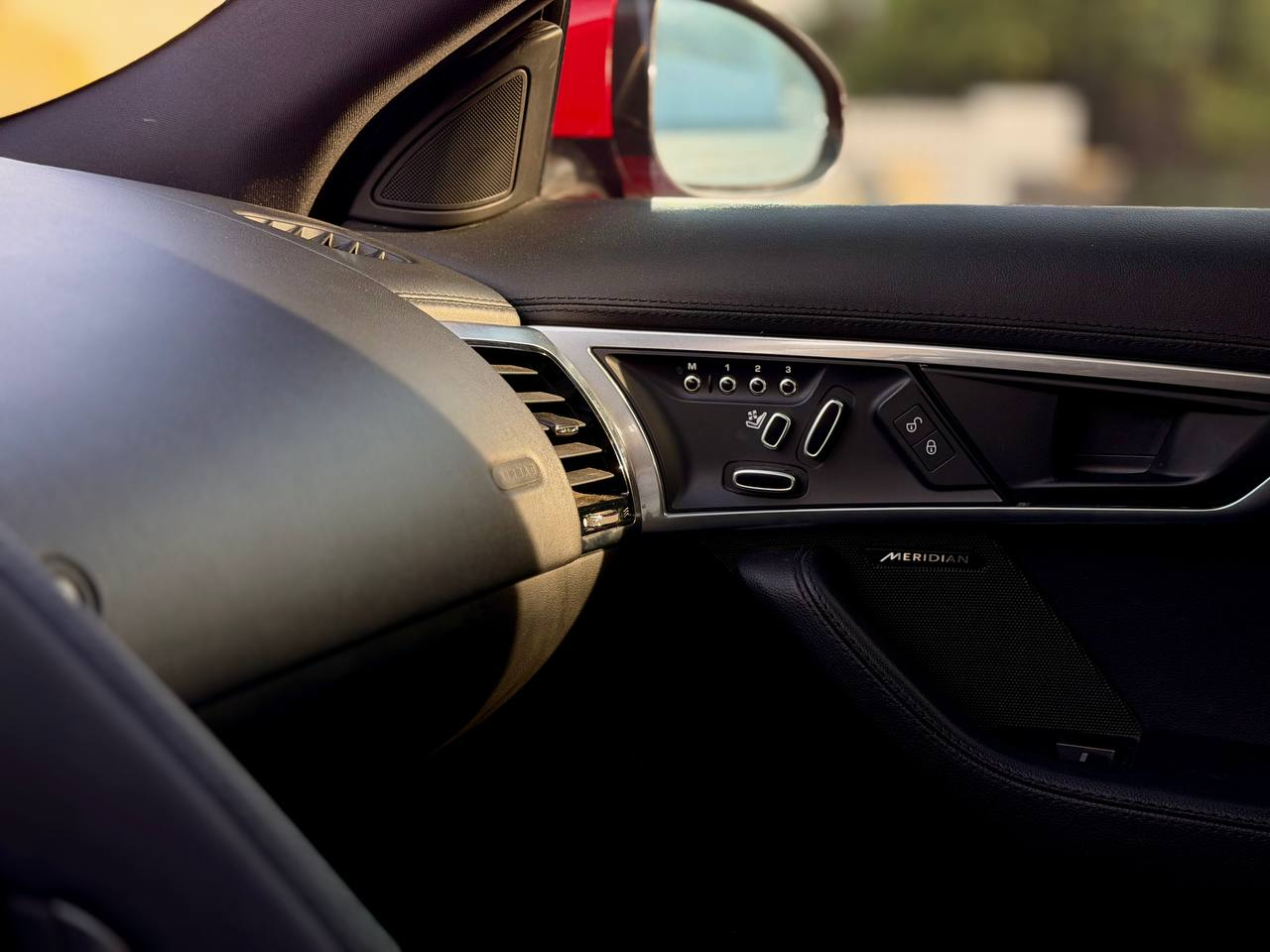 Jaguar F-Type P300 Convertible 2020