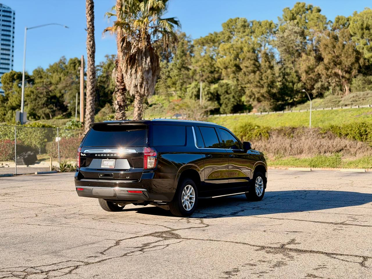 Chevrolet Suburban 1500 LT 2023