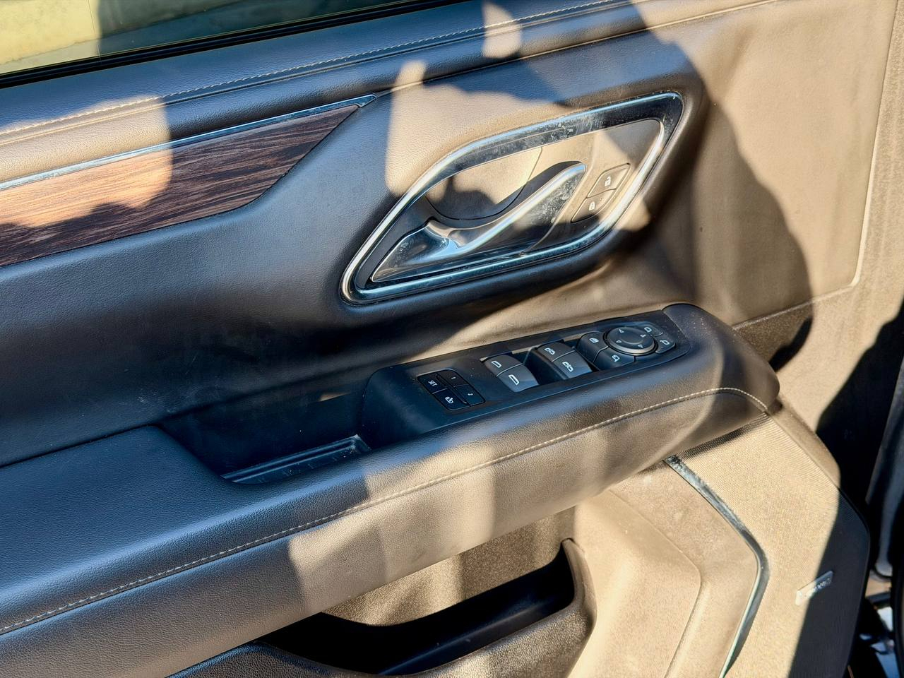 Chevrolet Suburban 1500 LT 2023