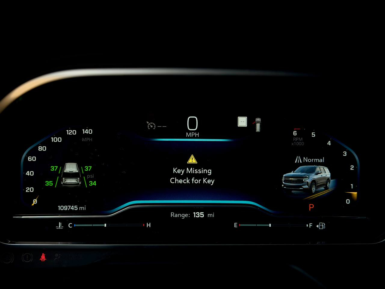 Chevrolet Suburban 1500 LT 2023