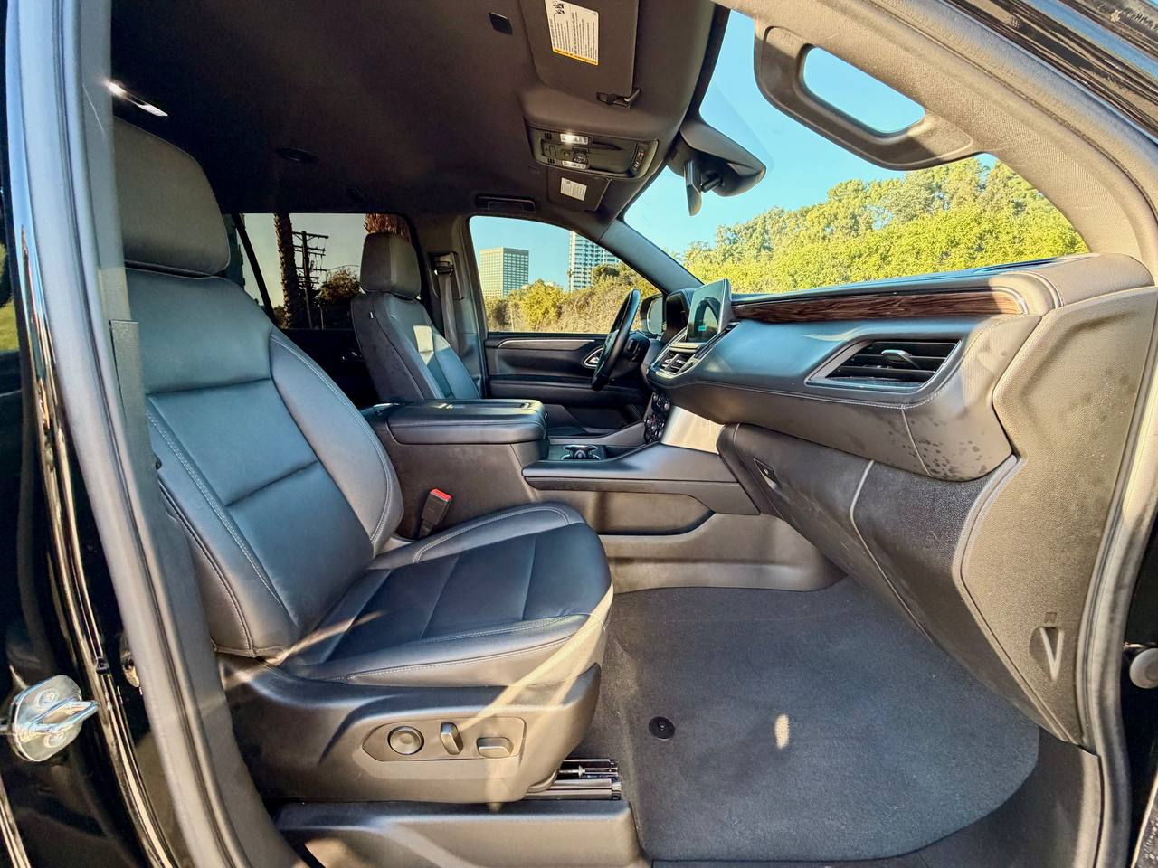 Chevrolet Suburban 1500 LT 2023