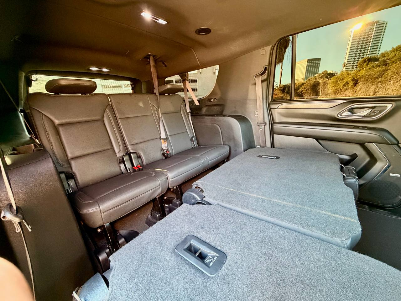 Chevrolet Suburban 1500 LT 2023